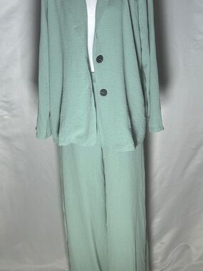 Mint green two piece vacation set